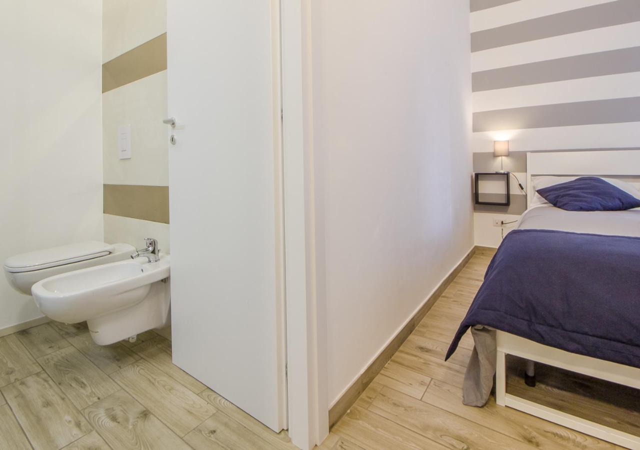 Appartamento Con 2 Camere E 2 Bagni In Centro Con Parcheggio Матера Экстерьер фото